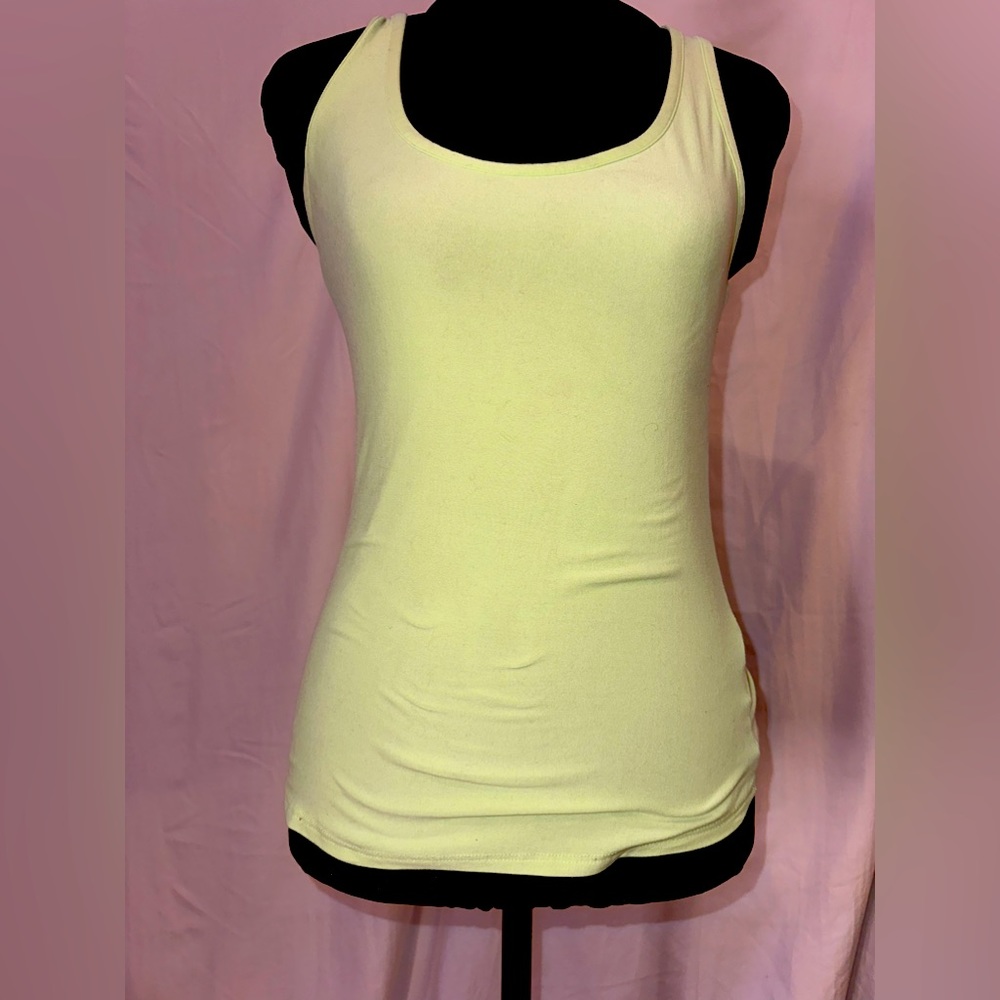 Basic Light Green Tank Top - Picture 2 of 3